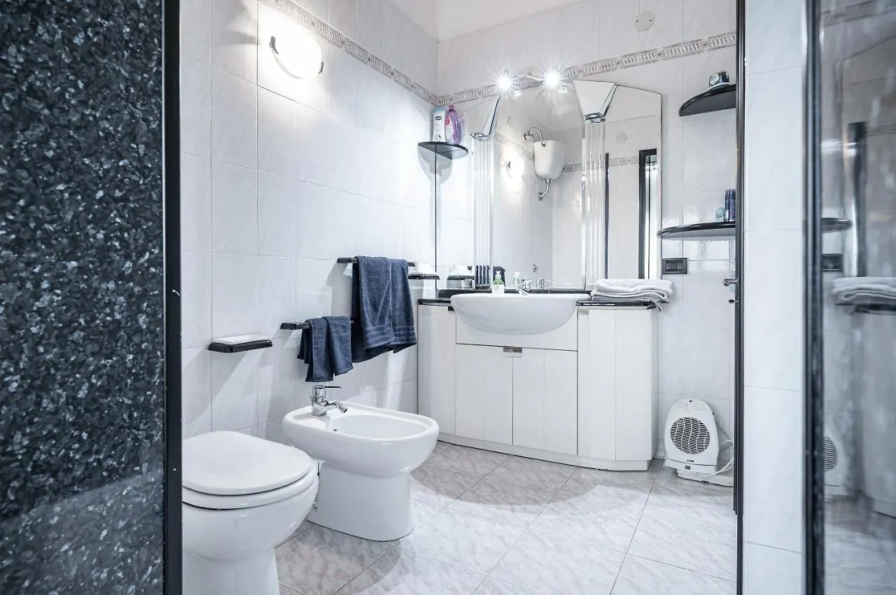 דירות Sant'Andrea  Quartu Sant'Elena Bright Flat With Balcony! 0*, Sant'Andrea (Sardinia) איטליה