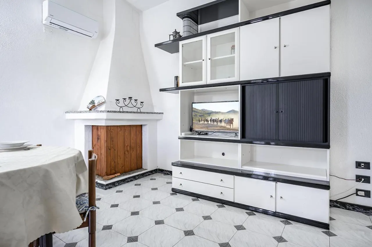דירות Sant'Andrea  Quartu Sant'Elena Bright Flat With Balcony!